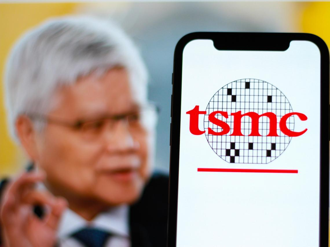 不理會泡沫疑慮，魏哲家看好「每一年都會創新高」，郭恭克：台積電股價仍偏低，高本益比股票反而要小心